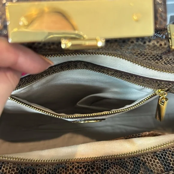 TORY BURCH - Faux Animal Print Shoulder/Handbag - Picture 6 of 12